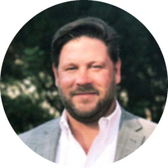 Thomas McKenzie
